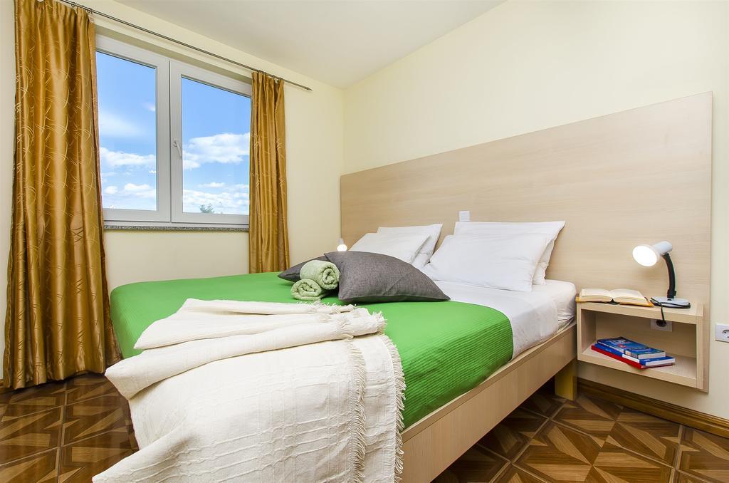 Apartments Glavan Privlaka  Bilik gambar