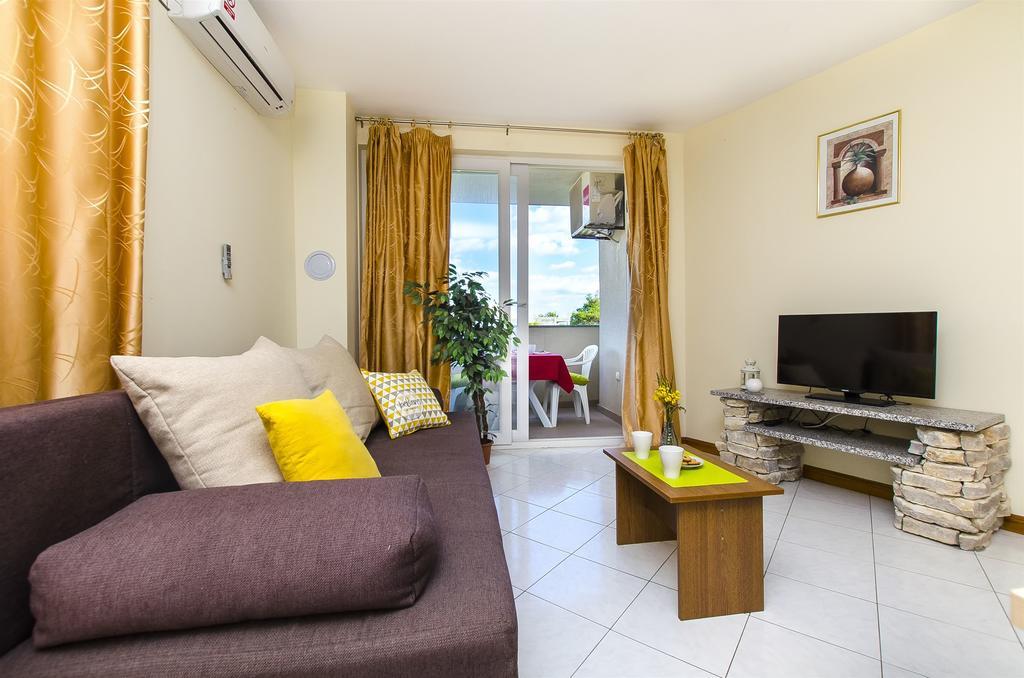 Apartments Glavan Privlaka  Bilik gambar