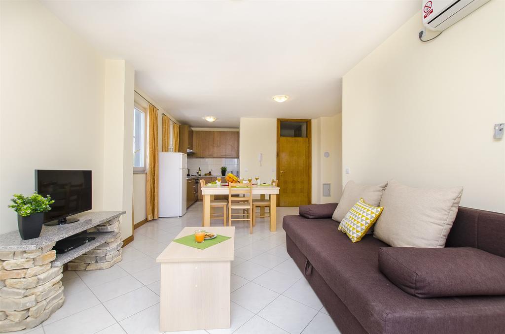 Apartments Glavan Privlaka  Bilik gambar